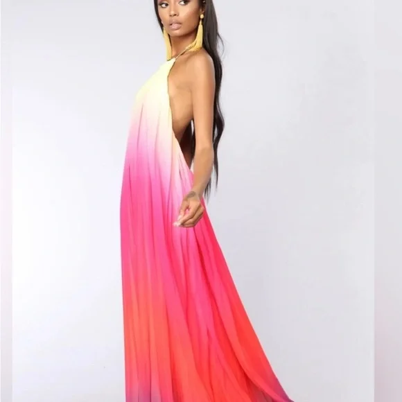 Elegant Gradient Maxi Dress - Picture 3 of 10
